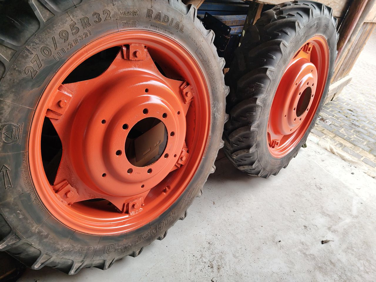 Kleber, Taurus 11.2 R32 (270/95 R32), 9.5 R48 - Kompletní kolo pro Zemědělská technika: obrázek 3 Kleber, Taurus 11.2 R32 (270/95 R32), 9.5 R48 - Kompletní kolo pro Zemědělská technika: obrázek 3