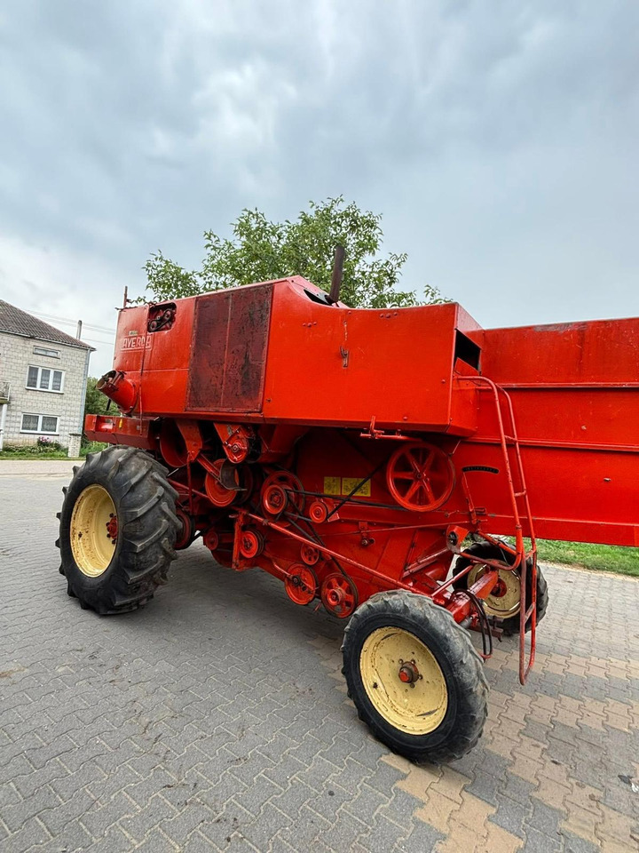 LAVERDA M120 - Sklízecí mlátička: obrázek 4 LAVERDA M120 - Sklízecí mlátička: obrázek 4