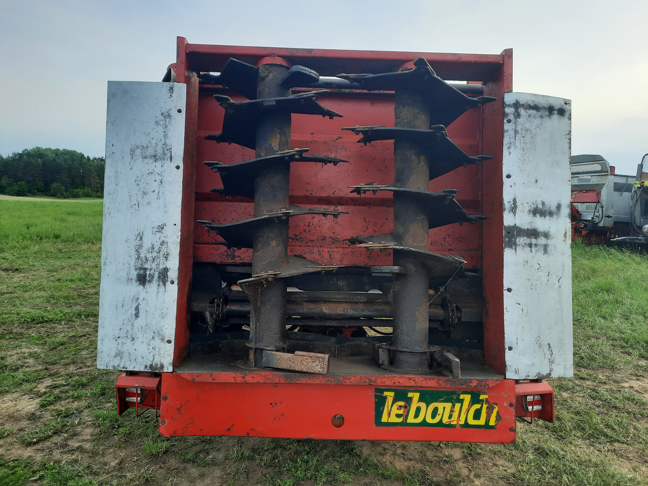 LEBOULCH MAXI HV210 - Rozmetadlo chlévské mrvy: obrázek 4 LEBOULCH MAXI HV210 - Rozmetadlo chlévské mrvy: obrázek 4