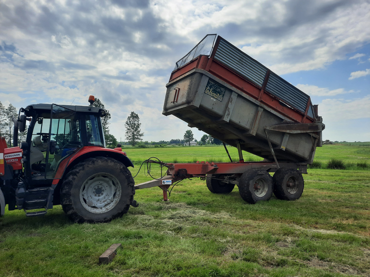 LEBOULCH RB2120 (12 ton / 25 m3) - Zemědělský sklápěcí přívěs: obrázek 2 LEBOULCH RB2120 (12 ton / 25 m3) - Zemědělský sklápěcí přívěs: obrázek 2