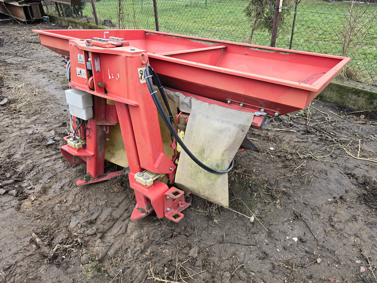 Lely - Rozmetadlo hnoje: obrázek 2 Lely - Rozmetadlo hnoje: obrázek 2
