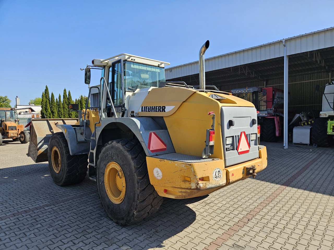 Liebherr L544 - Kolový nakladač: obrázek 5 Liebherr L544 - Kolový nakladač: obrázek 5