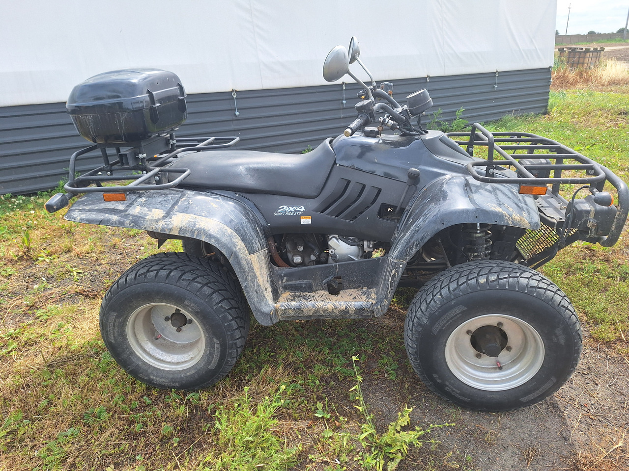 Linhai  - Osobní auto: obrázek 3 Linhai  - Osobní auto: obrázek 3