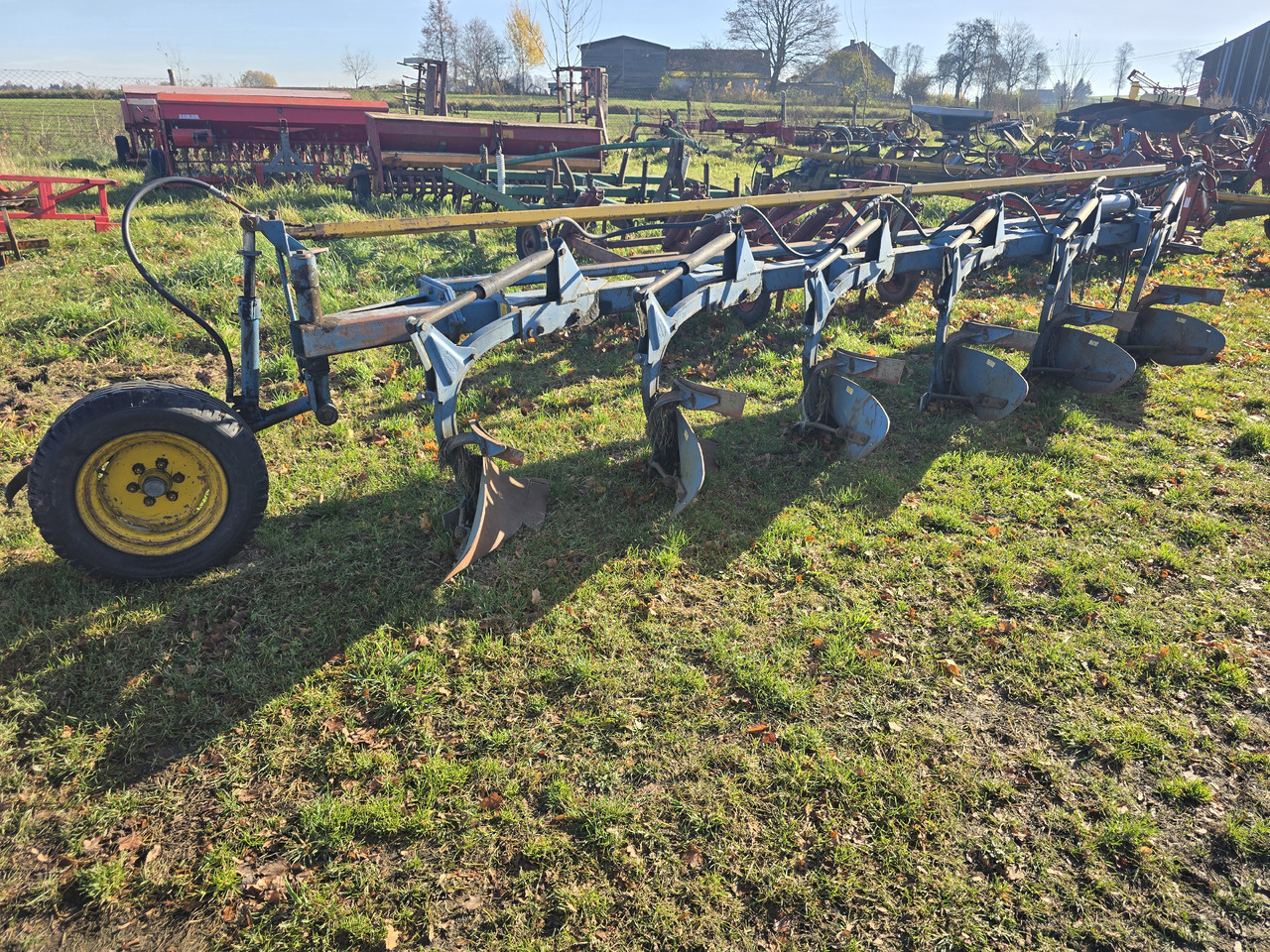 OVERUM 6 - Pluh: obrázek 4 OVERUM 6 - Pluh: obrázek 4