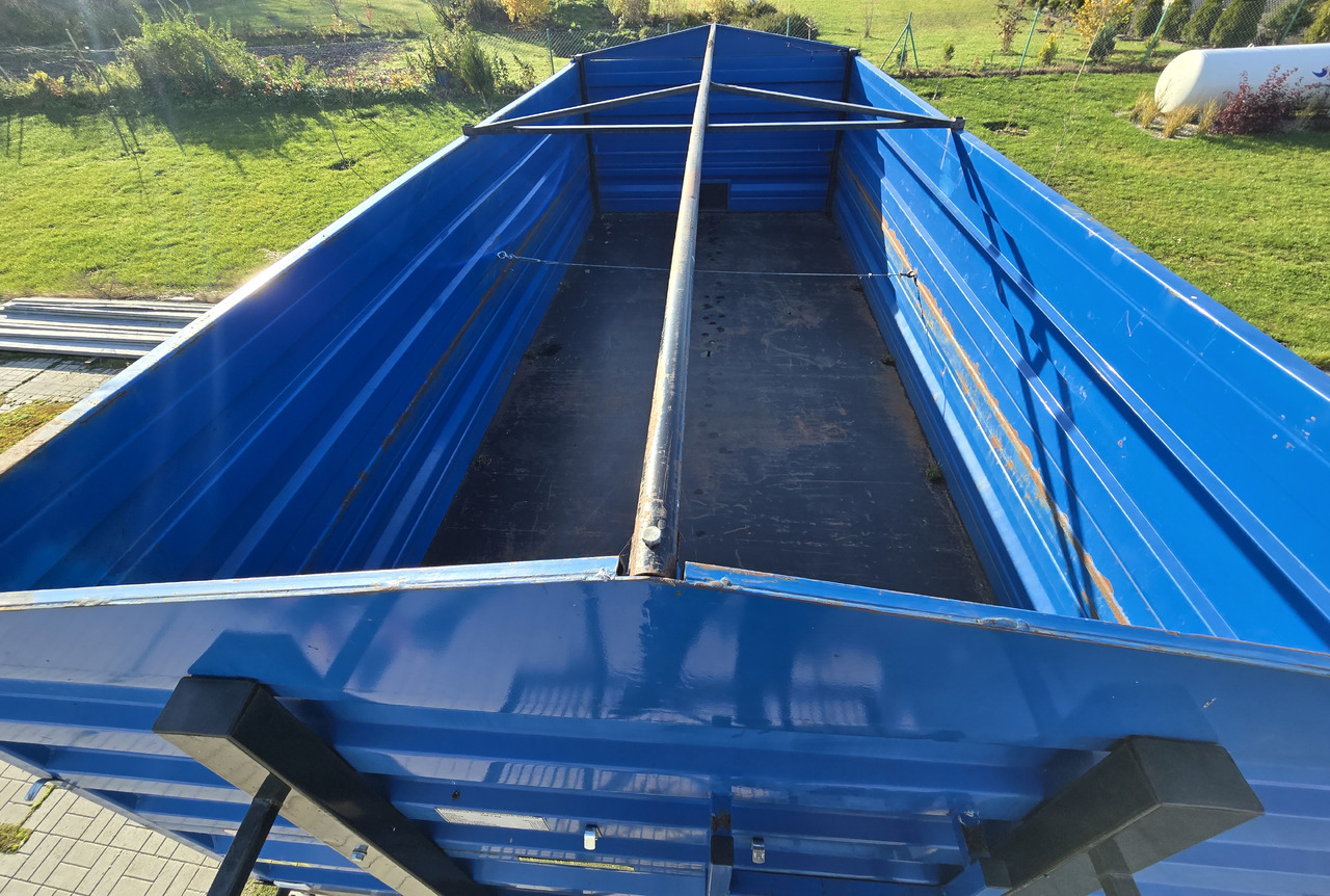 PANAV PS2.17 - Zemědělský sklápěcí přívěs: obrázek 2 PANAV PS2.17 - Zemědělský sklápěcí přívěs: obrázek 2