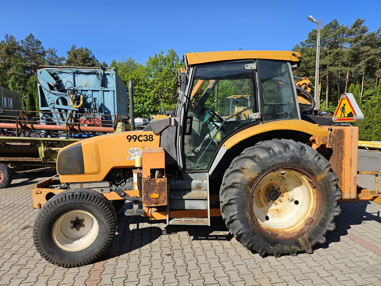 Renault Egros - Sekačka na trávu: obrázek 4 Renault Egros - Sekačka na trávu: obrázek 4