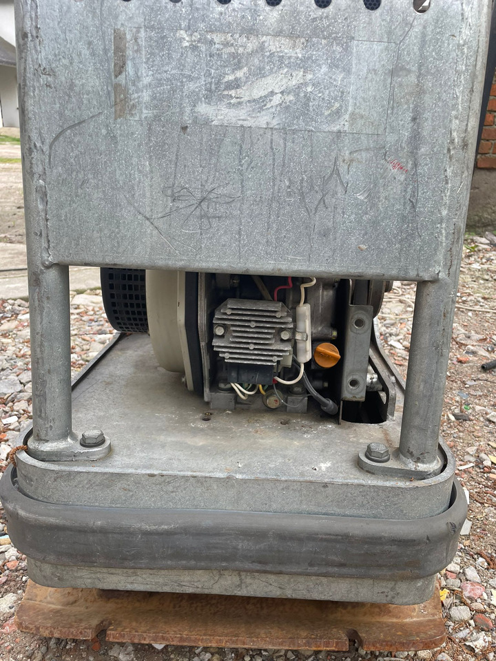 SWEPAC FB250 - Kompaktor: obrázek 4 SWEPAC FB250 - Kompaktor: obrázek 4