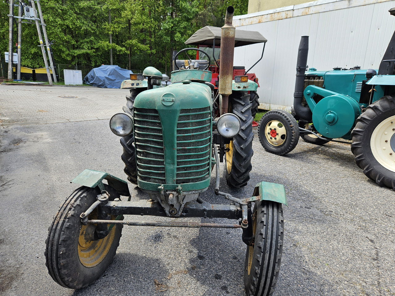 Zetor 25 - Traktor: obrázek 3 Zetor 25 - Traktor: obrázek 3