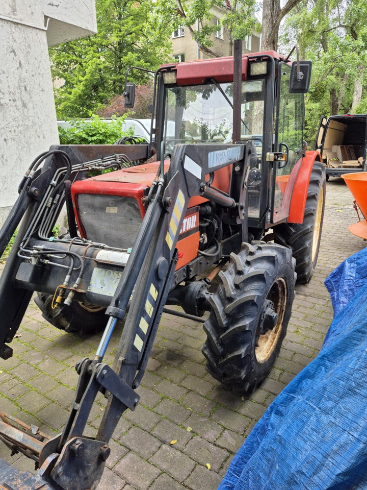 Zetor 9540 - Traktor: obrázek 3 Zetor 9540 - Traktor: obrázek 3