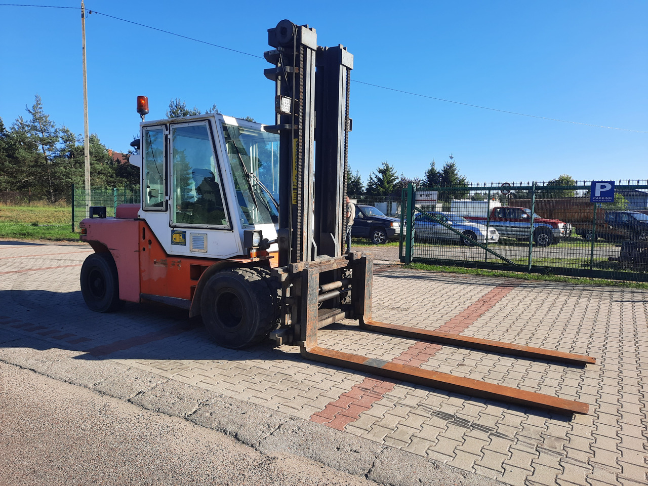 Dantruck 8009 - Dieselový vysokozdvižný vozík: obrázek 1 Dantruck 8009 - Dieselový vysokozdvižný vozík: obrázek 1
