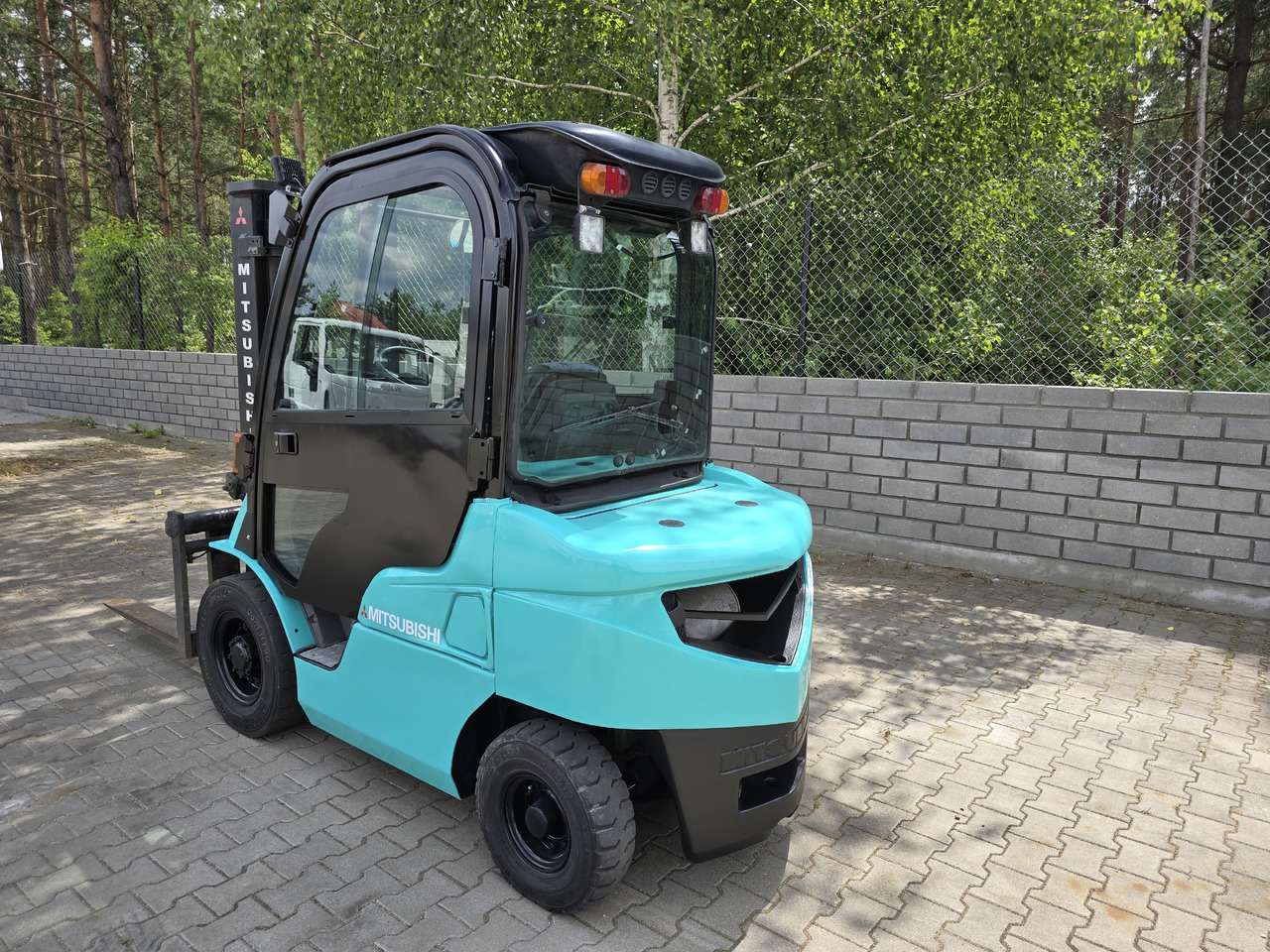 Mitsubishi FD25N - Dieselový vysokozdvižný vozík: obrázek 4 Mitsubishi FD25N - Dieselový vysokozdvižný vozík: obrázek 4