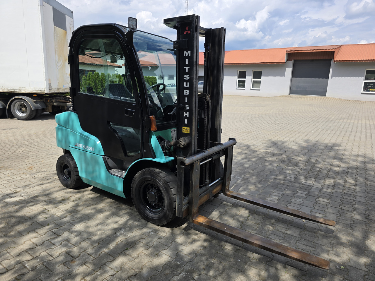 Mitsubishi FD25N - Dieselový vysokozdvižný vozík: obrázek 2 Mitsubishi FD25N - Dieselový vysokozdvižný vozík: obrázek 2