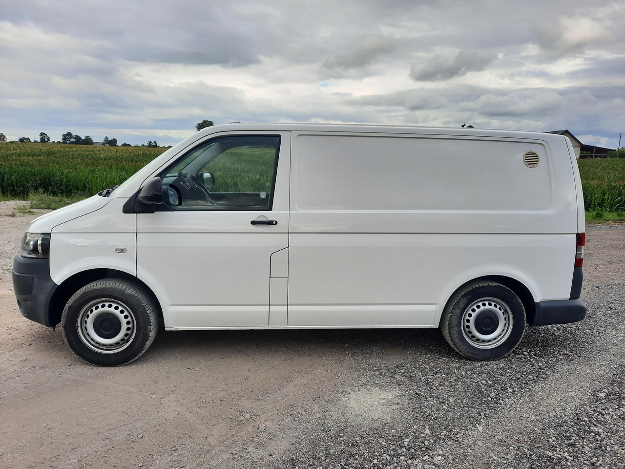 Volkswagen Transporter - Osobní auto: obrázek 3 Volkswagen Transporter - Osobní auto: obrázek 3