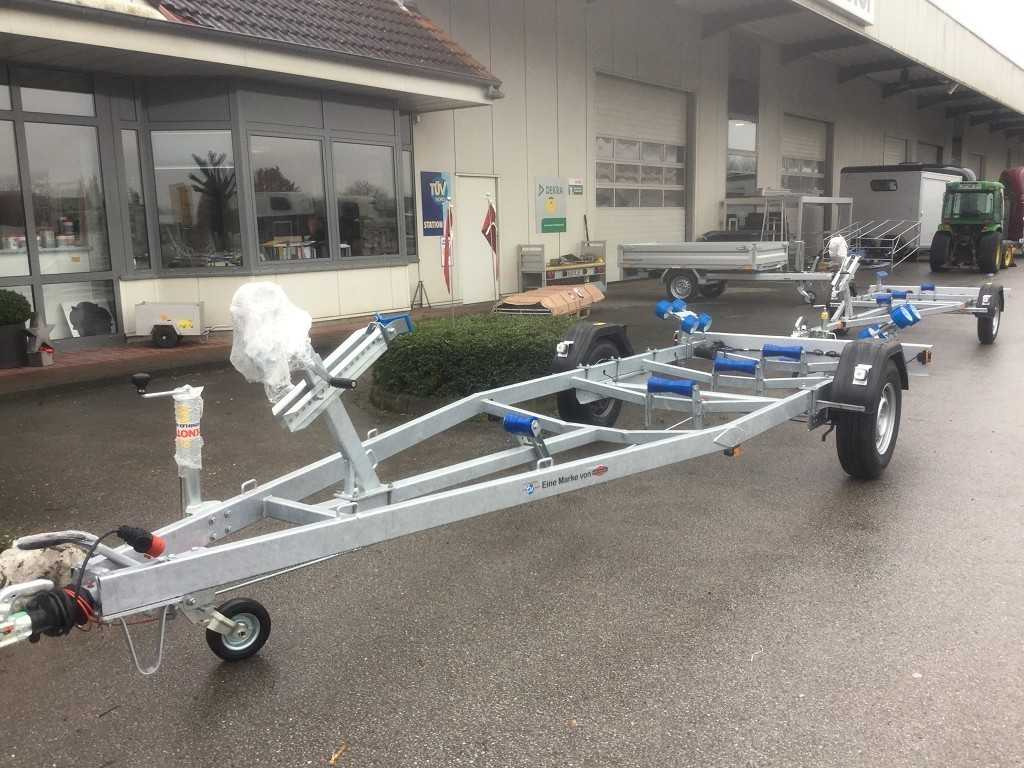 BA1300-R Bootsanhänger - Lodní přívěs: obrázek 1 BA1300-R Bootsanhänger - Lodní přívěs: obrázek 1