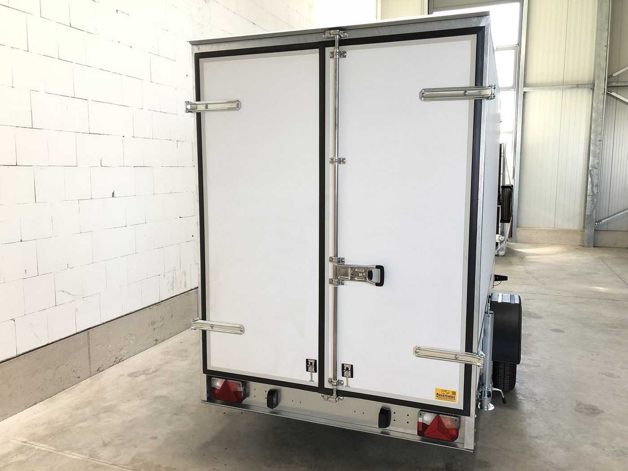 BLYSS F1330HD Kofferanhänger - Skříňový přívěs: obrázek 5 BLYSS F1330HD Kofferanhänger - Skříňový přívěs: obrázek 5
