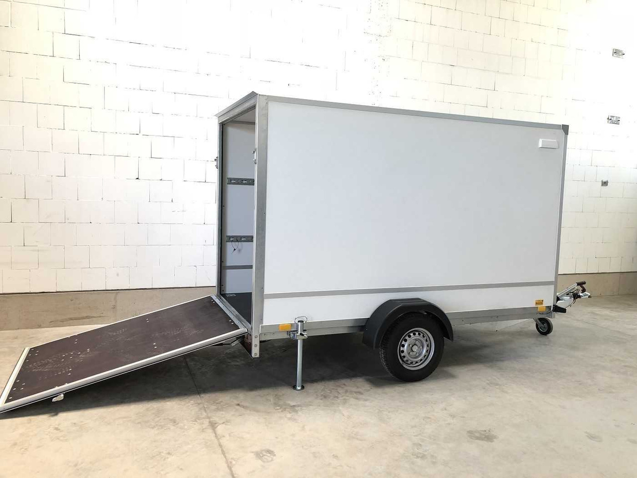 BLYSS F1330HD Rampe Kofferanhänger - Skříňový přívěs: obrázek 3 BLYSS F1330HD Rampe Kofferanhänger - Skříňový přívěs: obrázek 3