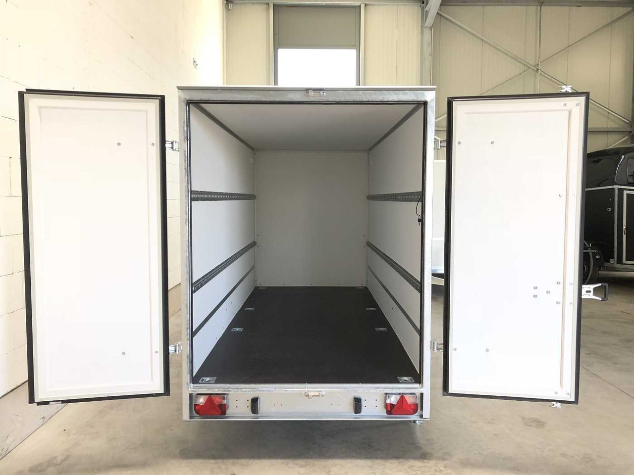 BLYSS F15336HD Kofferanhänger - Skříňový přívěs: obrázek 5 BLYSS F15336HD Kofferanhänger - Skříňový přívěs: obrázek 5