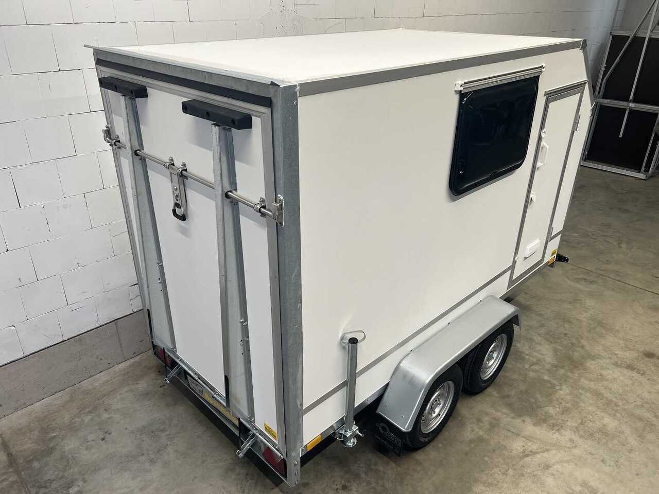BLYSS F2030HTD Rampe Tür Fenster Aer Kofferanhänger - Skříňový přívěs: obrázek 3 BLYSS F2030HTD Rampe Tür Fenster Aer Kofferanhänger - Skříňový přívěs: obrázek 3