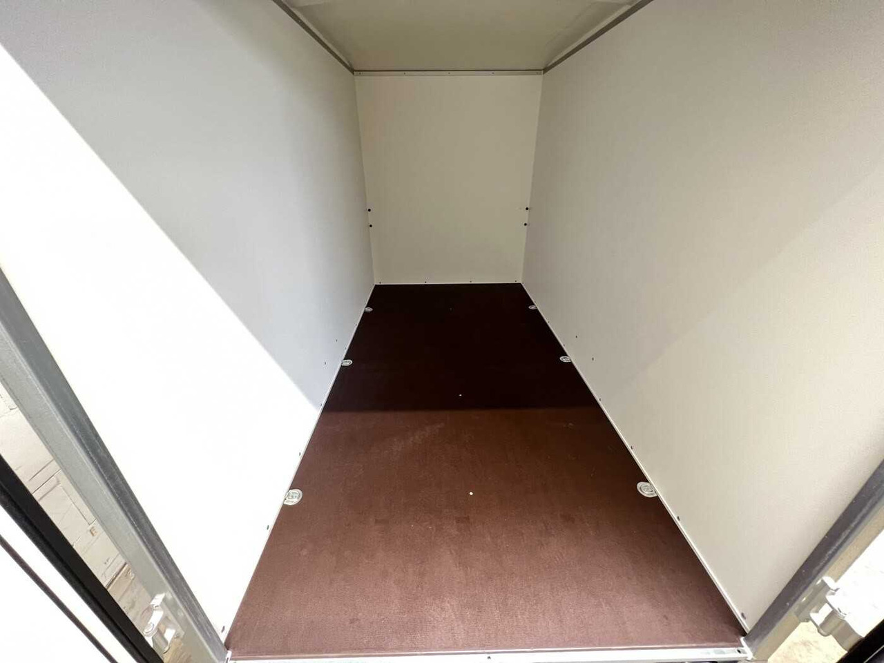 BOECKMANN KT 3015/15 M Kofferanhänger - Skříňový přívěs: obrázek 5 BOECKMANN KT 3015/15 M Kofferanhänger - Skříňový přívěs: obrázek 5