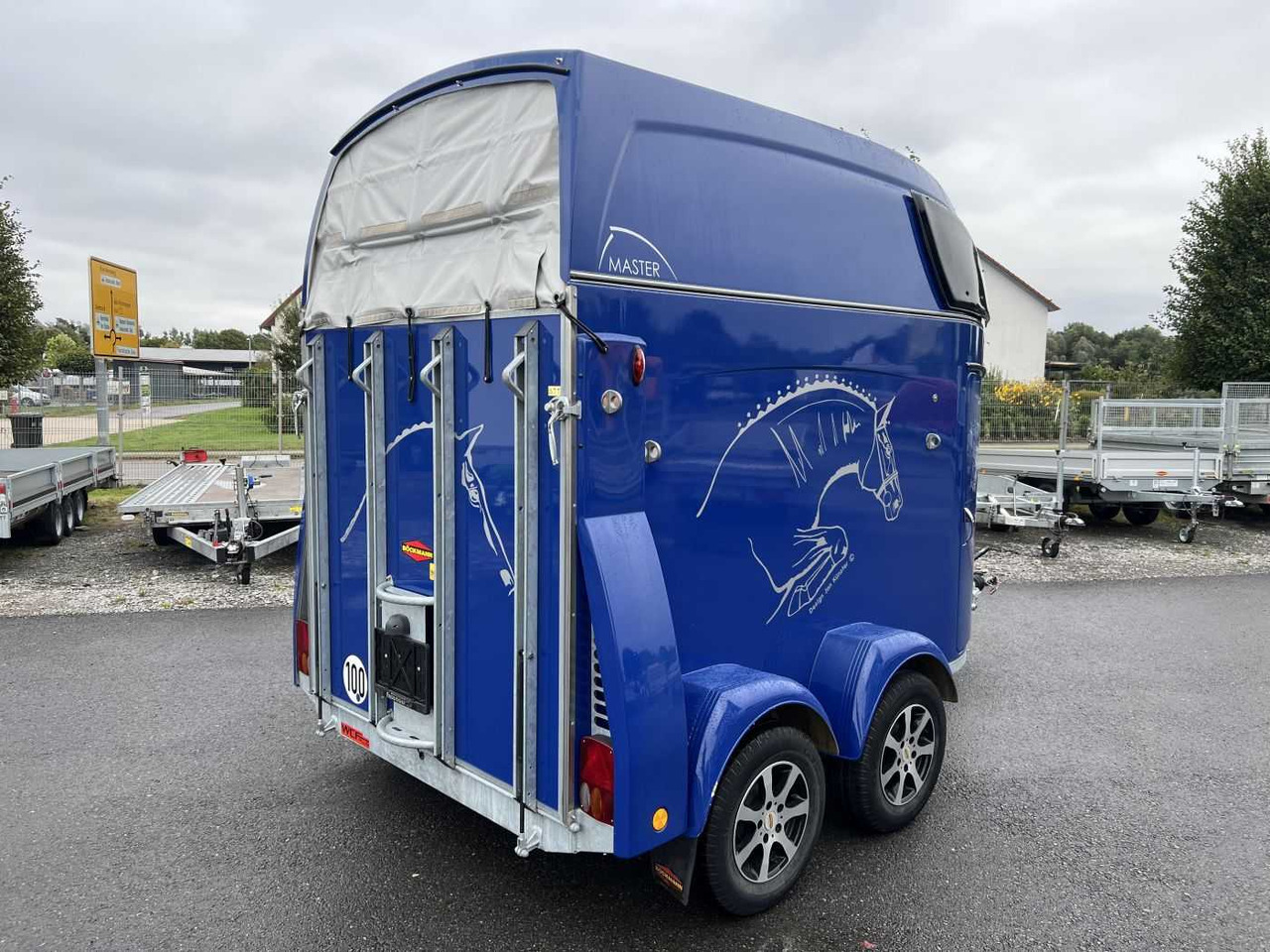 BOECKMANN Master WCF ALF ArtL Pferdeanhänger - Přepravník na koně: obrázek 4 BOECKMANN Master WCF ALF ArtL Pferdeanhänger - Přepravník na koně: obrázek 4