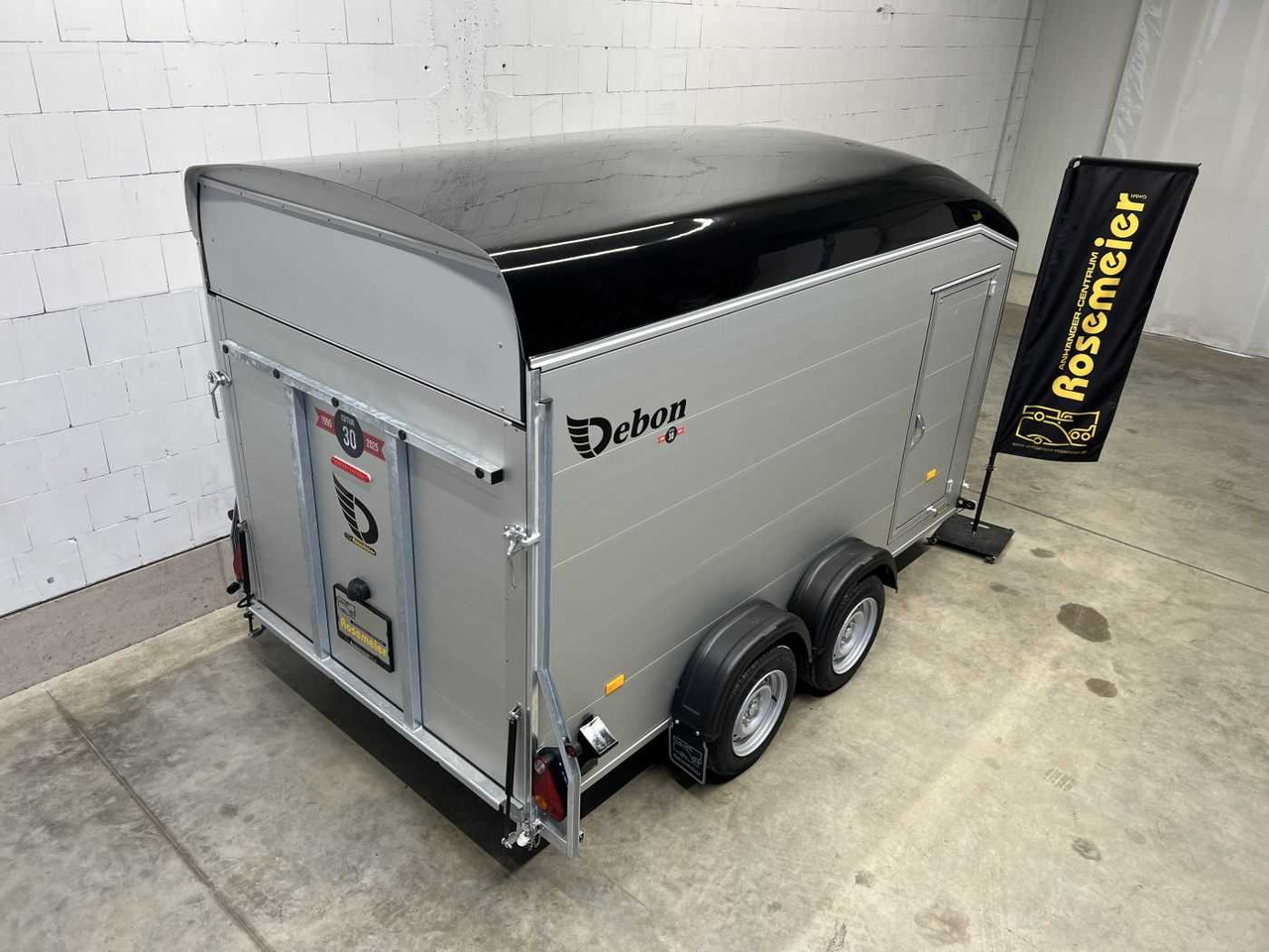 CHEVAL LIBERTE DEBON C700 Roadster Kofferanhänger - Skříňový přívěs: obrázek 4 CHEVAL LIBERTE DEBON C700 Roadster Kofferanhänger - Skříňový přívěs: obrázek 4
