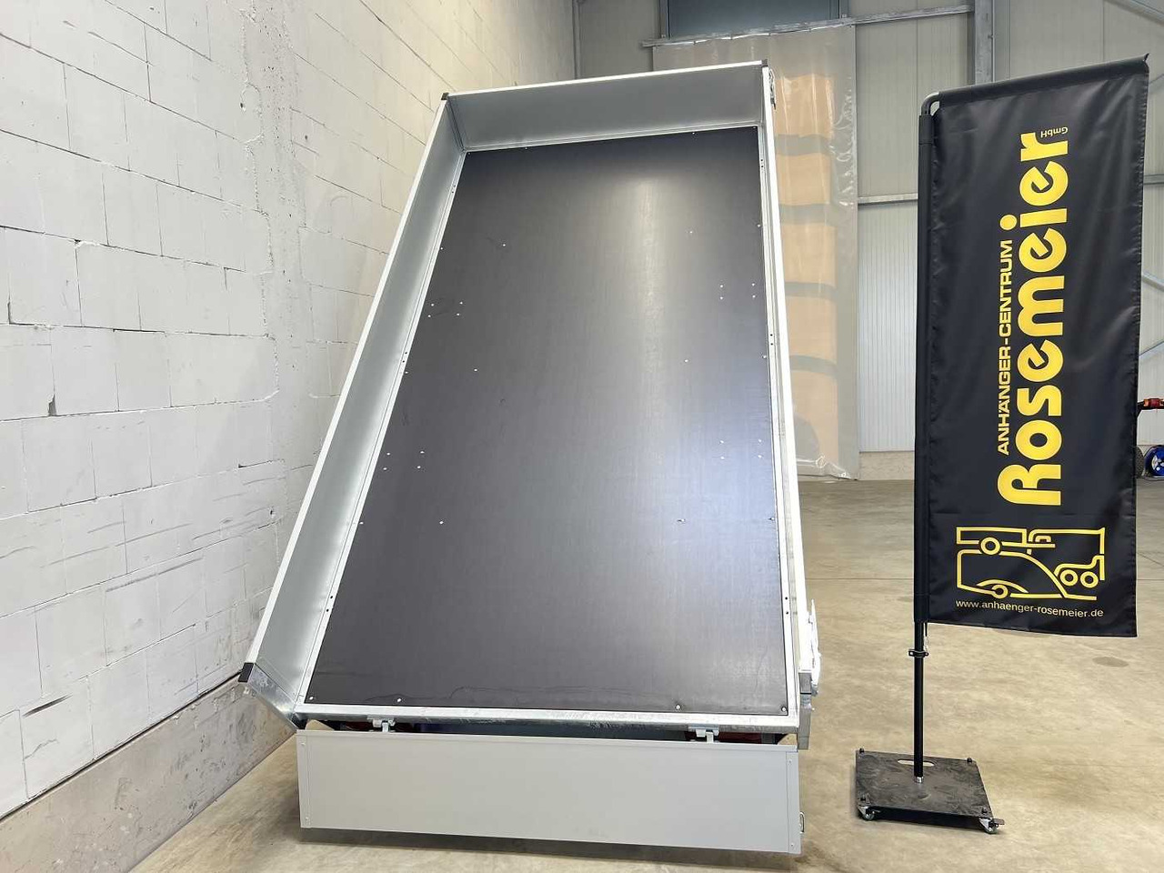 CHEVAL LIBERTE DEBON PW1.2 Eco Rückwärtskipper - Sklápěcí přívěs: obrázek 3 CHEVAL LIBERTE DEBON PW1.2 Eco Rückwärtskipper - Sklápěcí přívěs: obrázek 3