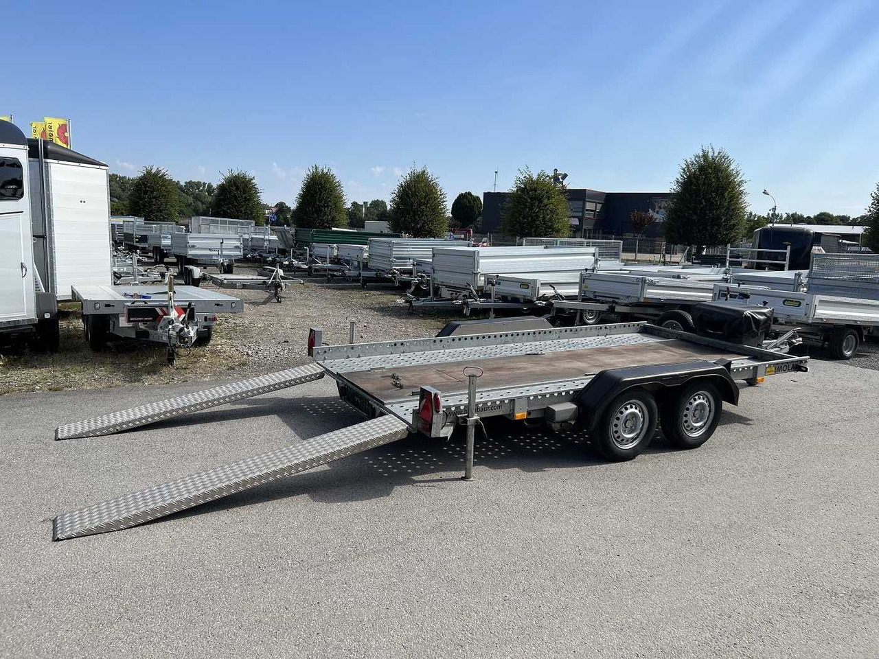 HUMBAUR A1R Autotransporter - Přívěs na přepravu automobilů: obrázek 2 HUMBAUR A1R Autotransporter - Přívěs na přepravu automobilů: obrázek 2