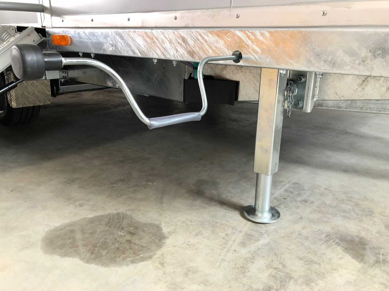 ROSEMEIER VE 3 Damen, 1 Herren, 4 Urinale Toilettenanhänger leasing ROSEMEIER VE 3 Damen, 1 Herren, 4 Urinale Toilettenanhänger: obrázek 14