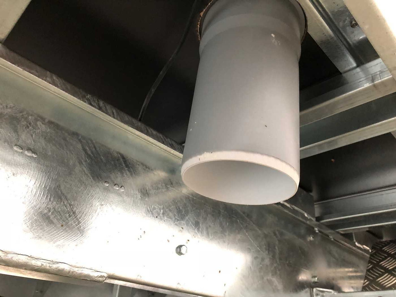 ROSEMEIER VE 3 Damen, 1 Herren, 4 Urinale Toilettenanhänger leasing ROSEMEIER VE 3 Damen, 1 Herren, 4 Urinale Toilettenanhänger: obrázek 20