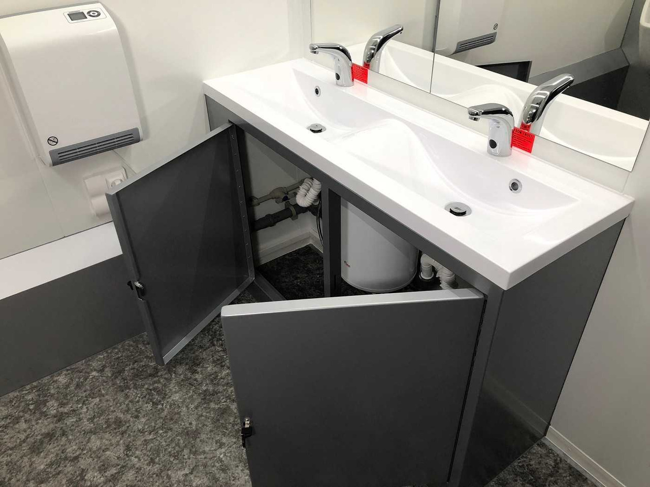 ROSEMEIER VE 3 Damen, 1 Herren, 4 Urinale Toilettenanhänger leasing ROSEMEIER VE 3 Damen, 1 Herren, 4 Urinale Toilettenanhänger: obrázek 27