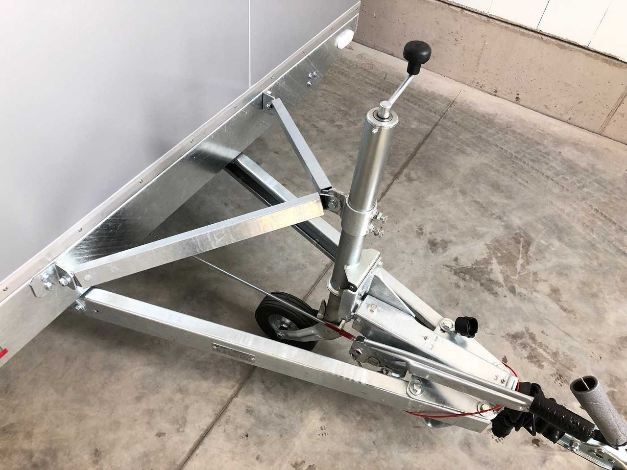 ROSEMEIER VE 3 Damen, 1 Herren, 4 Urinale Toilettenanhänger leasing ROSEMEIER VE 3 Damen, 1 Herren, 4 Urinale Toilettenanhänger: obrázek 18