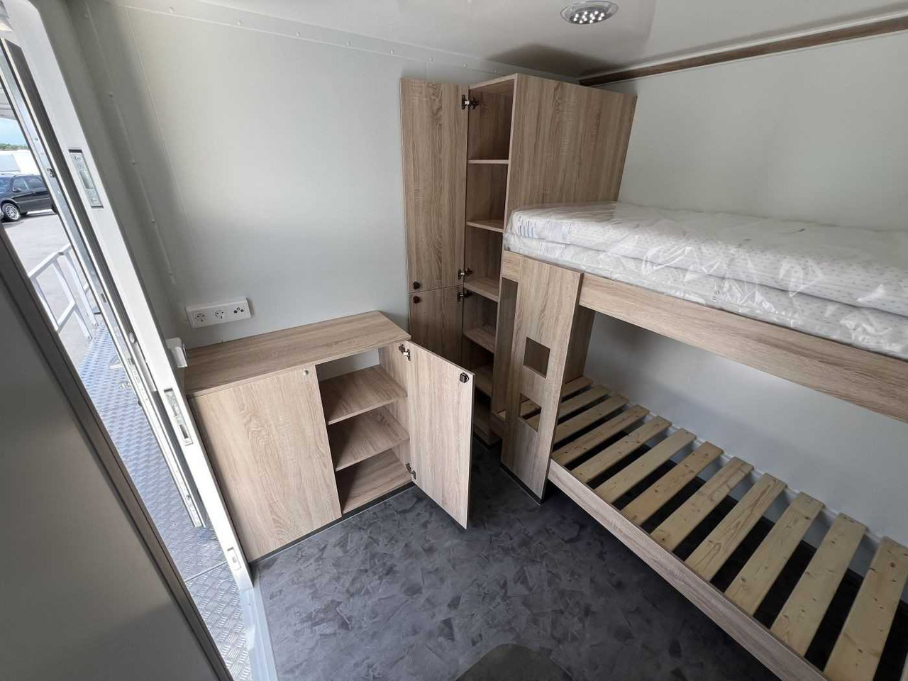 Nový Obytná buňka, Přívěs ROSEMEIER VE MOBI 8344 SP 3 Tridem Veranda Mannschaftswagen: obrázek 8