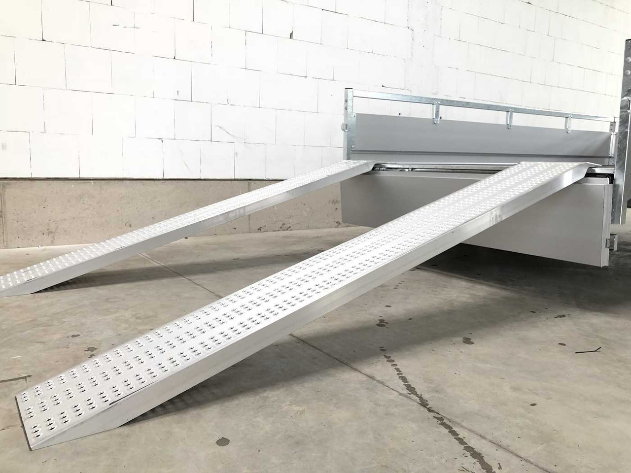 SARIS McAlu Pro 305 153 2000 2 Ramp Kastenanhänger geb leasing SARIS McAlu Pro 305 153 2000 2 Ramp Kastenanhänger geb: obrázek 16