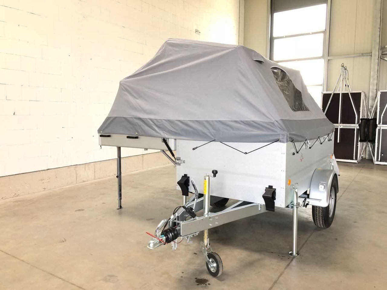 TPV KT-EB3 Street Camper Campinganhänger - Karavan: obrázek 2 TPV KT-EB3 Street Camper Campinganhänger - Karavan: obrázek 2