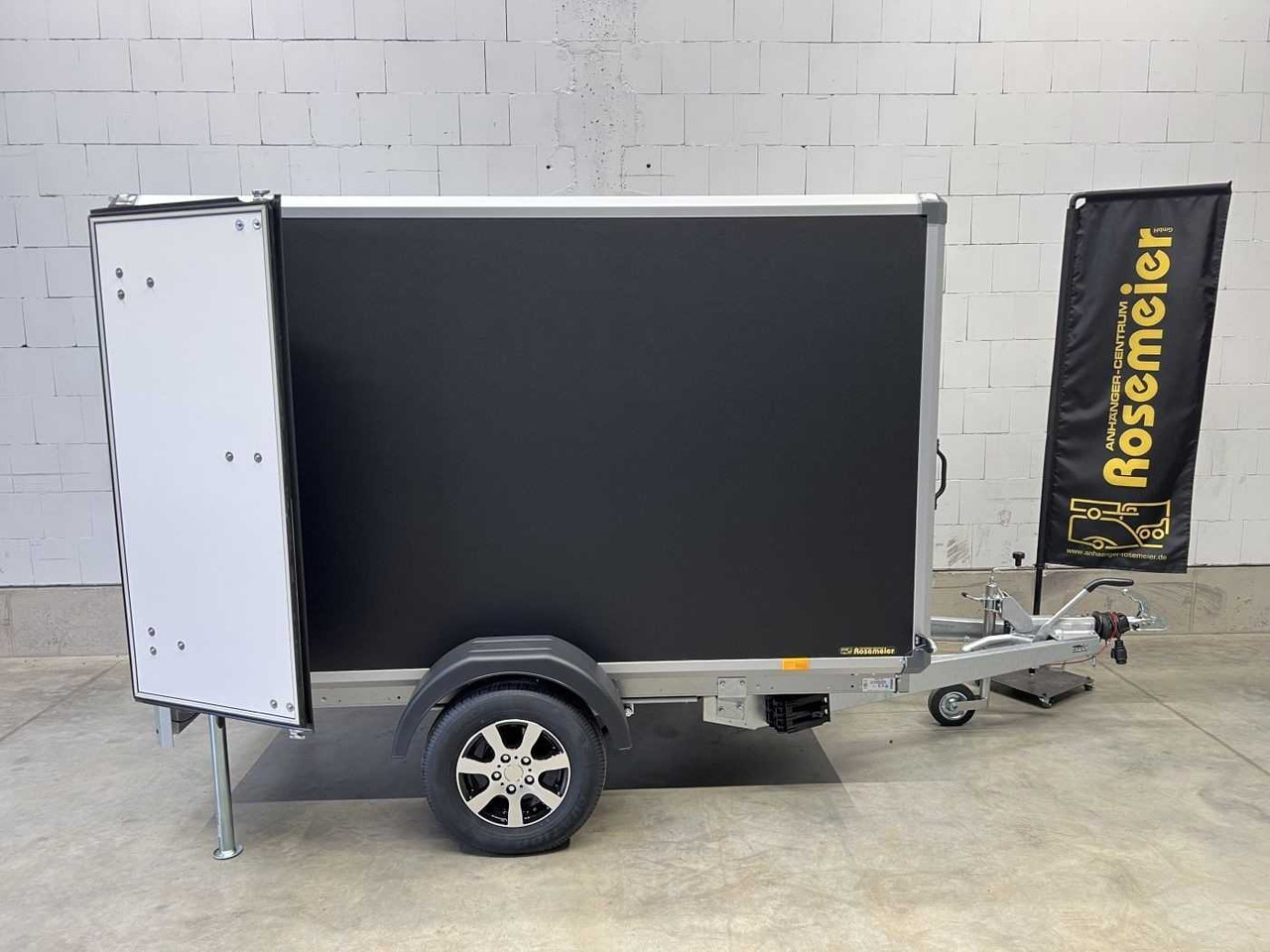 VARIANT Night Edition 1-Achser Kofferanhänger - Skříňový přívěs: obrázek 1 VARIANT Night Edition 1-Achser Kofferanhänger - Skříňový přívěs: obrázek 1