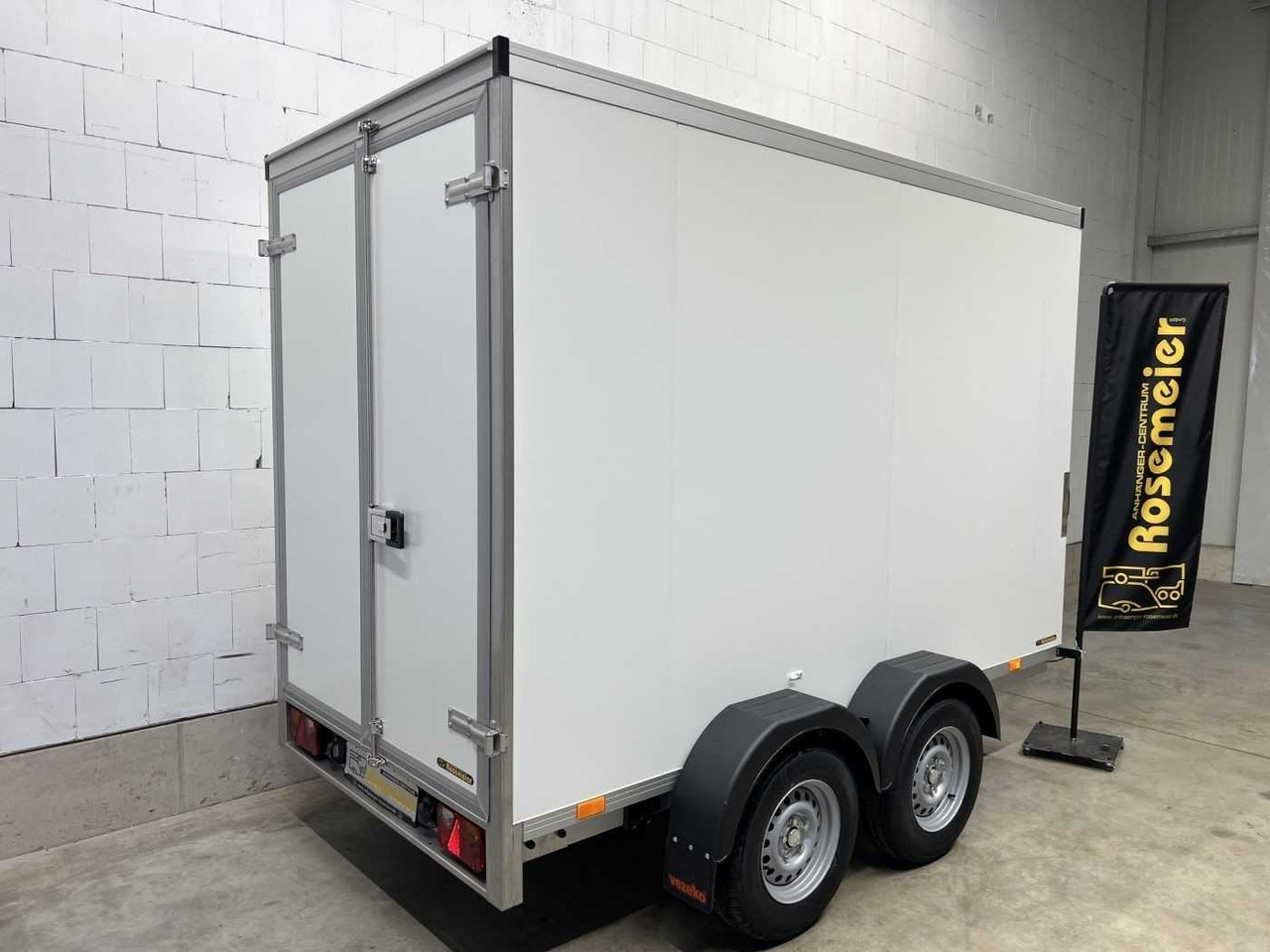 VEZEKO TK B 27.30 Kofferanhänger - Skříňový přívěs: obrázek 3 VEZEKO TK B 27.30 Kofferanhänger - Skříňový přívěs: obrázek 3