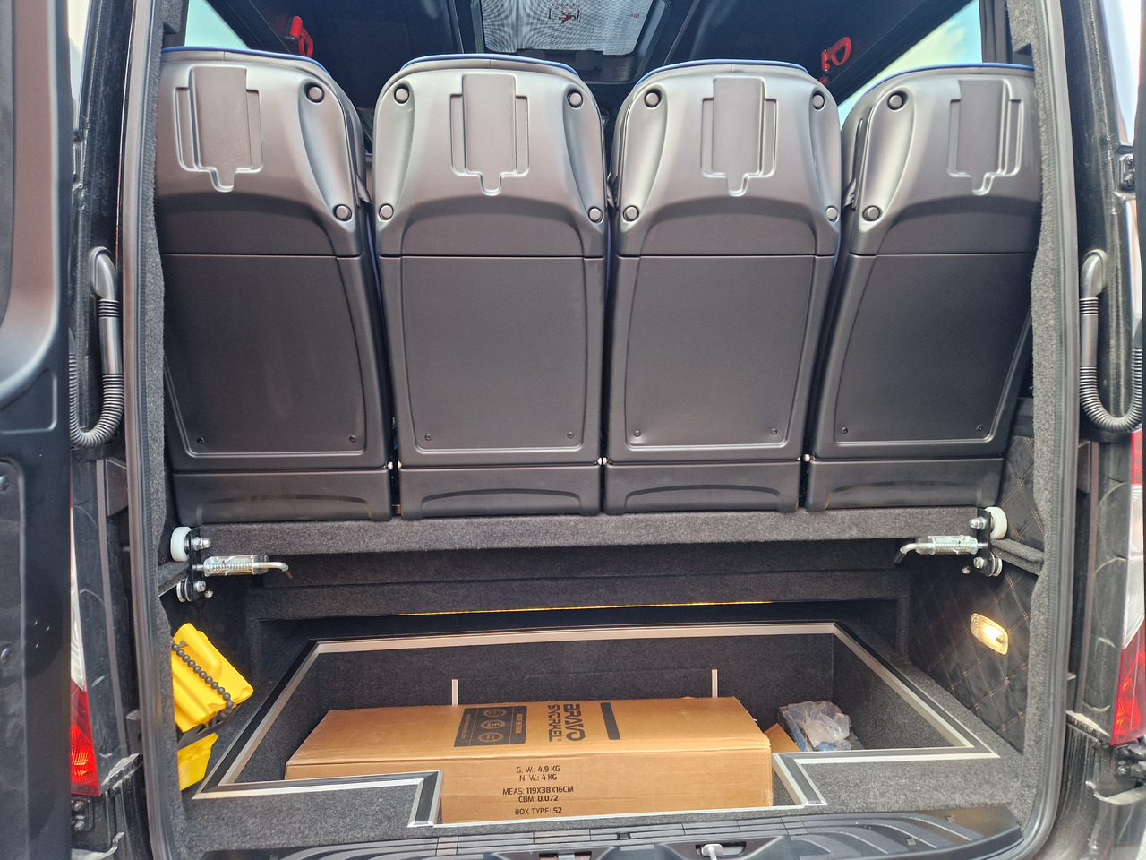 Nový Minibus, Mikrobus MERCEDES-BENZ Sprinter 519 4x4 high and low drive: obrázek 15