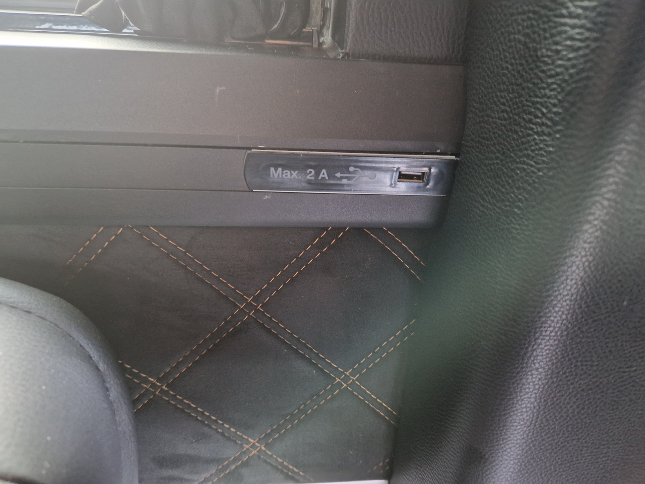 Nový Minibus, Mikrobus MERCEDES-BENZ Sprinter 519 4x4 high and low drive: obrázek 12