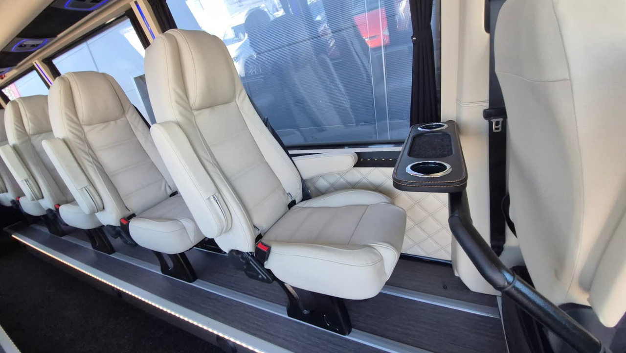 Minibus, Mikrobus MERCEDES-BENZ Sprinter 519 4x4 high and low drive: obrázek 13