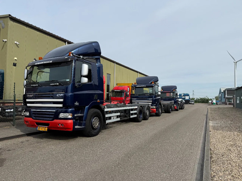 DAF CF 85 CF85-360 6X2 FAN 3 X IN STOCK TOP CONDITION NL TRUCKS - Podvozek s kabinou: obrázek 1 DAF CF 85 CF85-360 6X2 FAN 3 X IN STOCK TOP CONDITION NL TRUCKS - Podvozek s kabinou: obrázek 1