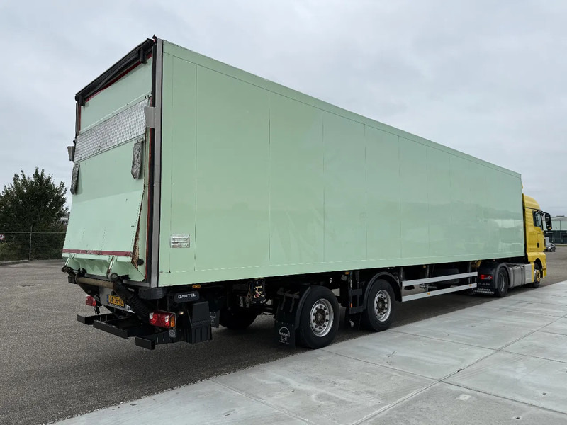 Schmitz Cargobull 2-Assige gestuurde bloemen/planten oplegger met 2 tons klep en kachel NIEUWE APK!!!!!!!!! - Chladírenský návěs: obrázek 3 Schmitz Cargobull 2-Assige gestuurde bloemen/planten oplegger met 2 tons klep en kachel NIEUWE APK!!!!!!!!! - Chladírenský návěs: obrázek 3