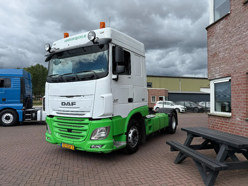 DAF XF 440 XF440 4X2 SPACECAB HOLLAND TRUCK - Tahač: obrázek 2 DAF XF 440 XF440 4X2 SPACECAB HOLLAND TRUCK - Tahač: obrázek 2