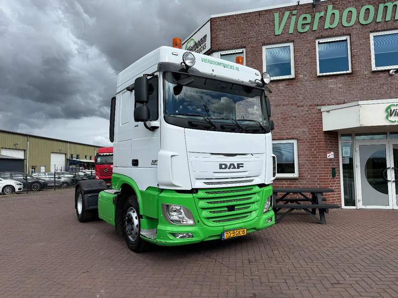 DAF XF 440 XF440 4X2 SPACECAB HOLLAND TRUCK - Tahač: obrázek 1 DAF XF 440 XF440 4X2 SPACECAB HOLLAND TRUCK - Tahač: obrázek 1