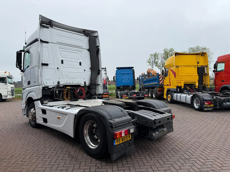 Mercedes-Benz Actros Actros 1842LS Streamspace/full spoiler/xenon/Holland Truck !!!!!! - Tahač: obrázek 3 Mercedes-Benz Actros Actros 1842LS Streamspace/full spoiler/xenon/Holland Truck !!!!!! - Tahač: obrázek 3