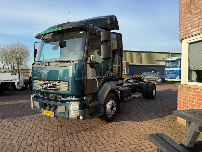 Volvo FL 12 FL 280 11.990KG MANUAL GEARBOX - Podvozek s kabinou: obrázek 2 Volvo FL 12 FL 280 11.990KG MANUAL GEARBOX - Podvozek s kabinou: obrázek 2