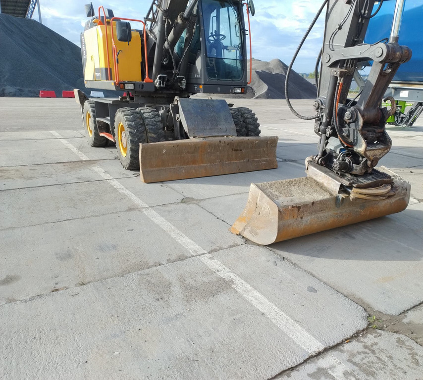 VOLVO EWR170E - Kolesové rýpadlo: obrázek 4 VOLVO EWR170E - Kolesové rýpadlo: obrázek 4