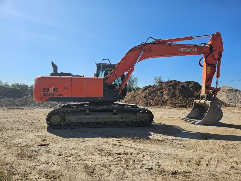 HITACHI ZX 250 LCN-5 - Pásové rýpadlo: obrázek 2 HITACHI ZX 250 LCN-5 - Pásové rýpadlo: obrázek 2