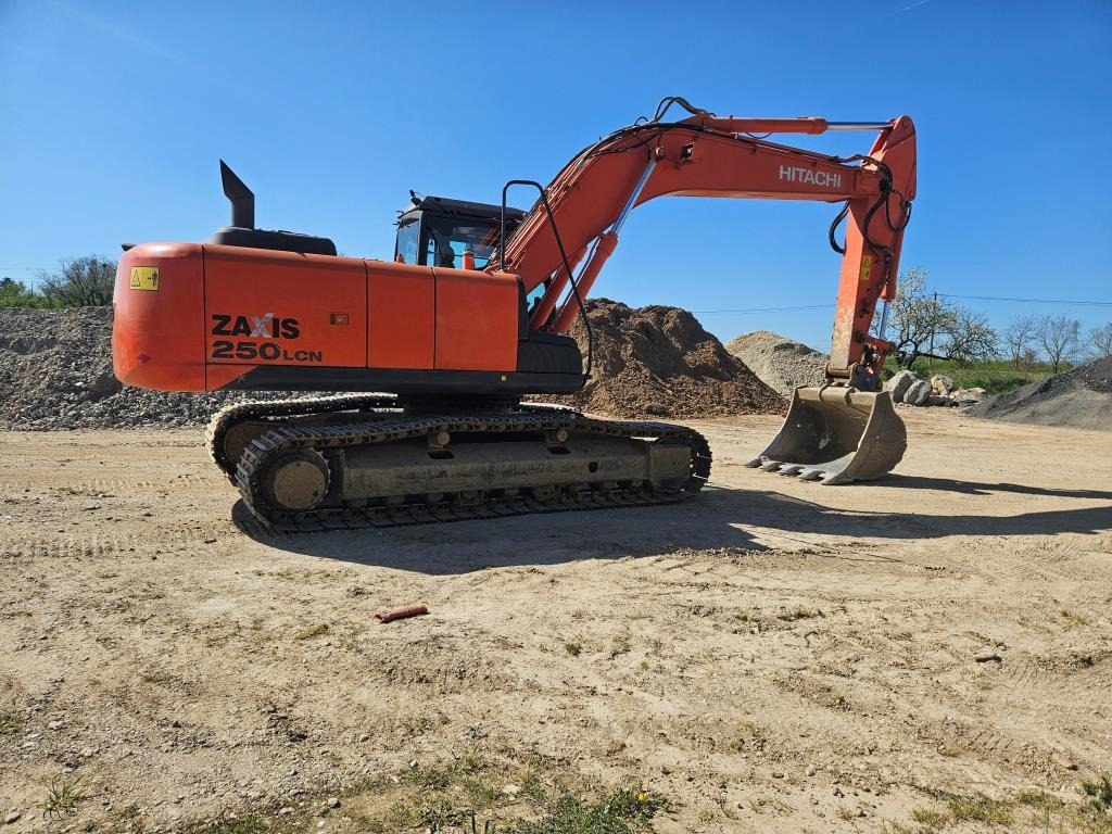 HITACHI ZX 250 LCN-5 - Pásové rýpadlo: obrázek 5 HITACHI ZX 250 LCN-5 - Pásové rýpadlo: obrázek 5
