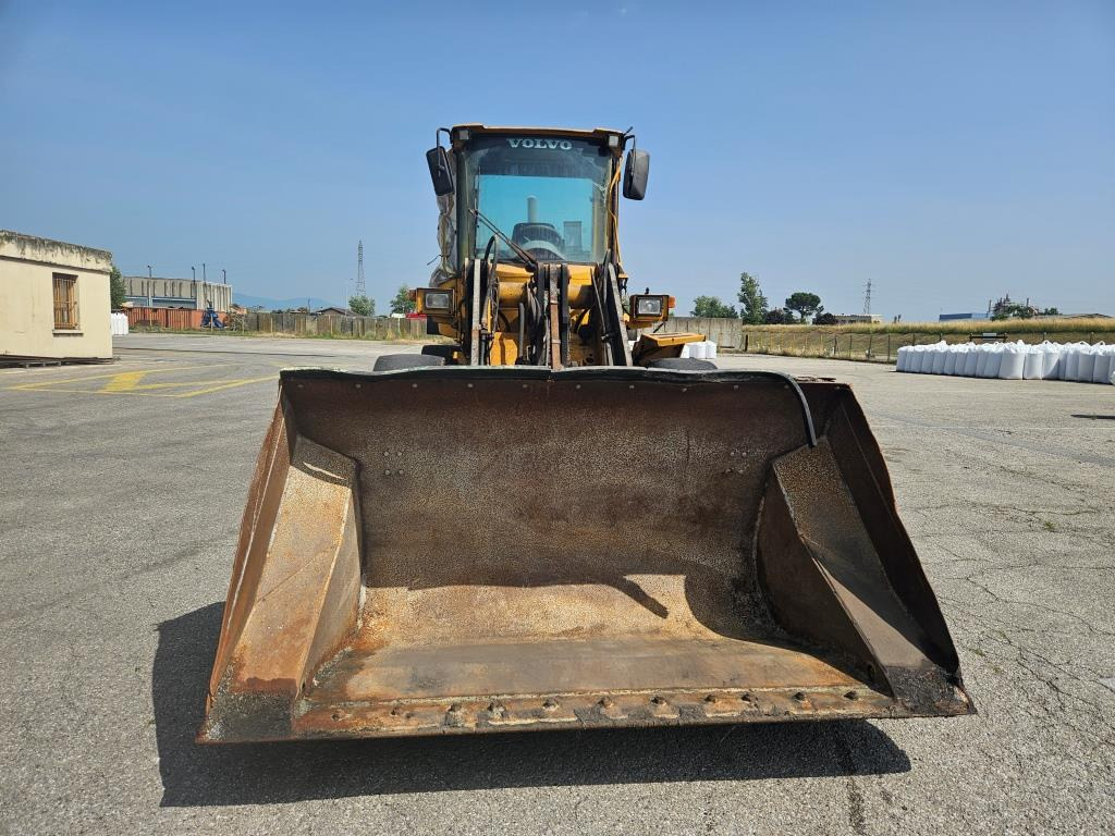VOLVO L 70 D - Kolový nakladač: obrázek 4 VOLVO L 70 D - Kolový nakladač: obrázek 4