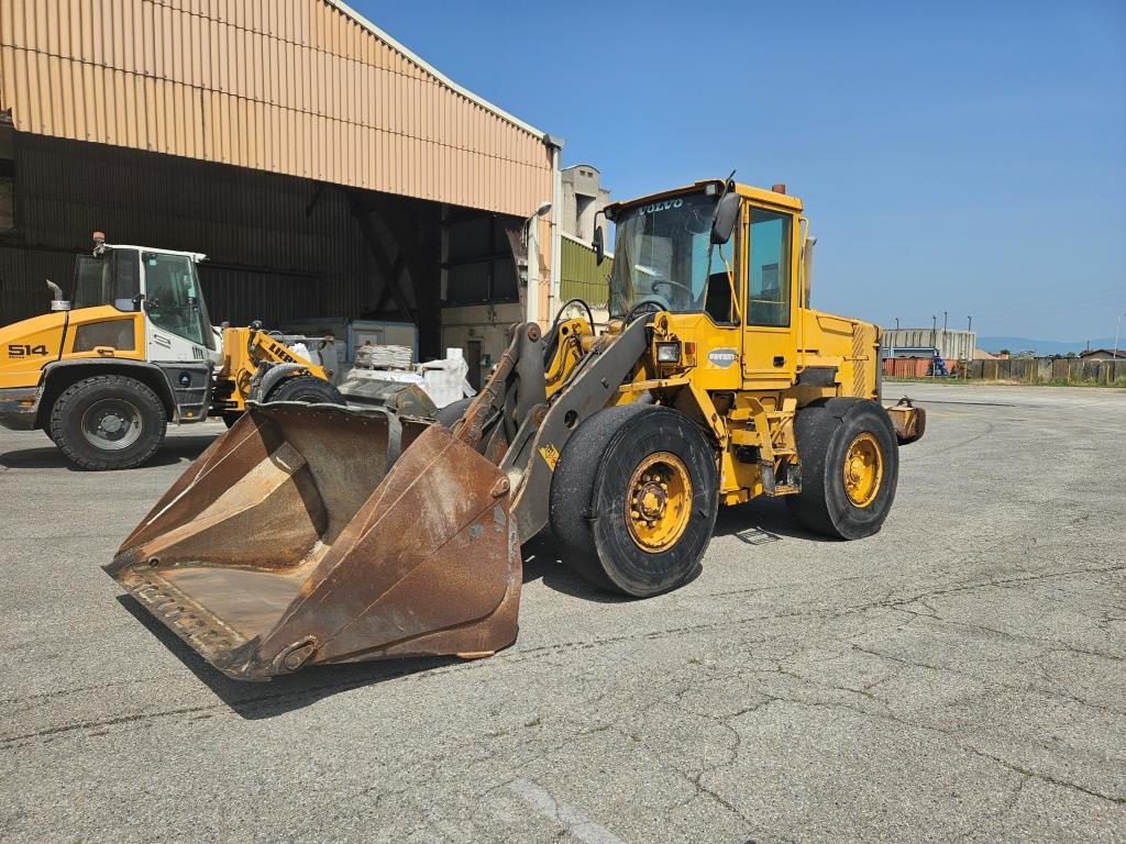 VOLVO L 70 D - Kolový nakladač: obrázek 1 VOLVO L 70 D - Kolový nakladač: obrázek 1